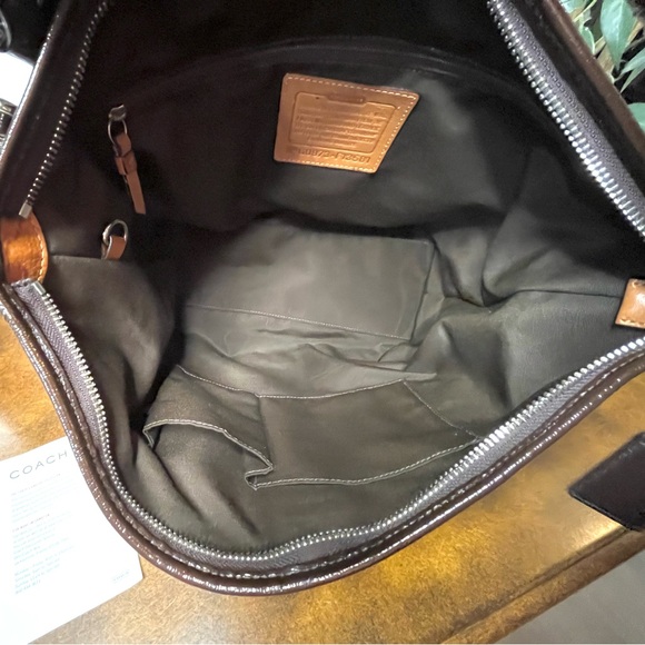 COACH Signature Canvas Shoulder Bag, No. F13581 - Picture 8 of 10